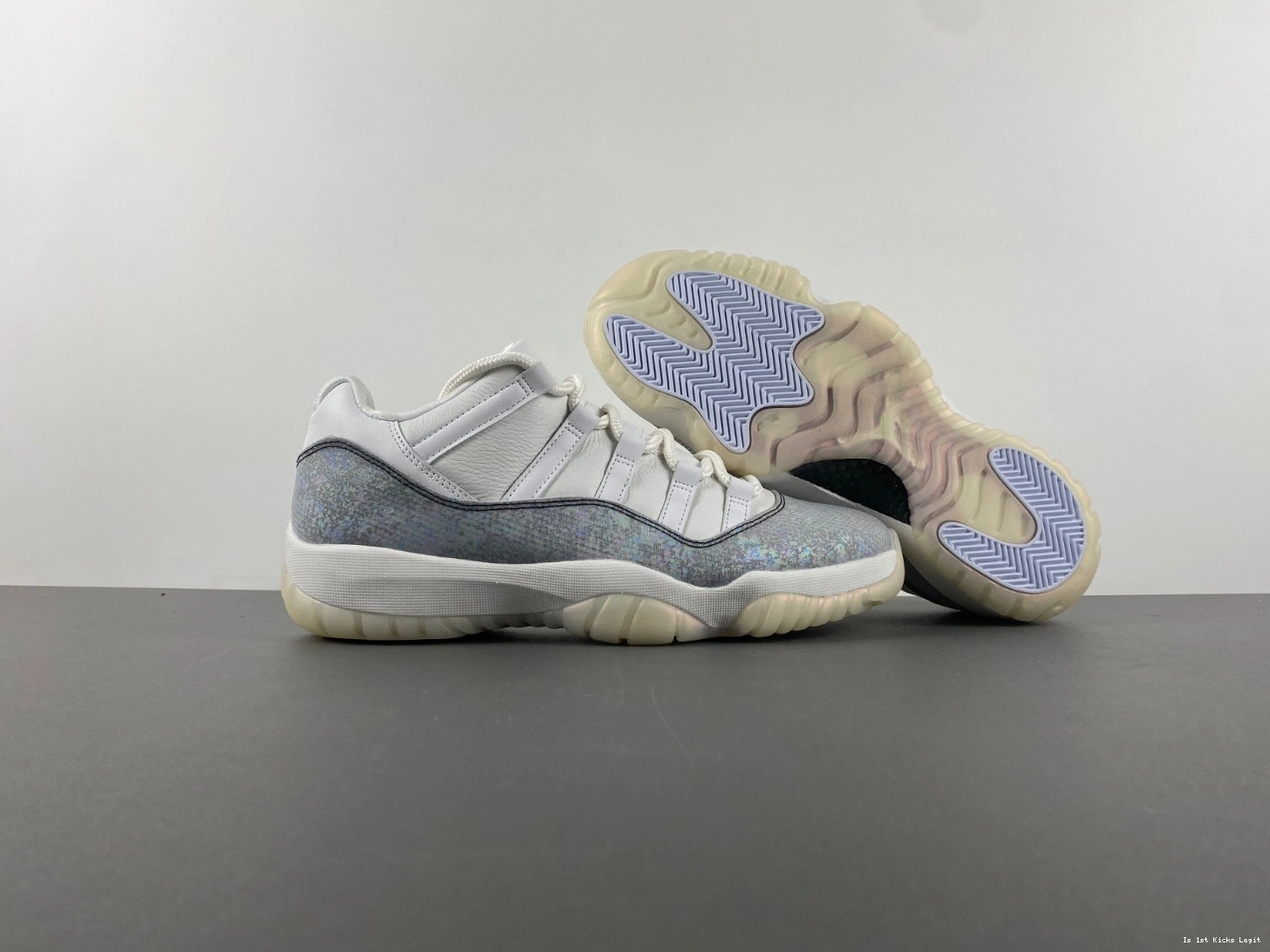 Year Low Snake Jordan CNY of the 11 HQ7000-001 Air 1110